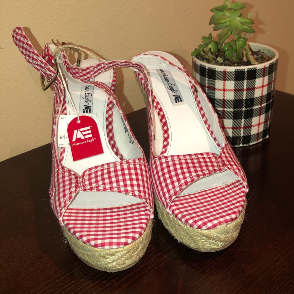American eagle espadrilles